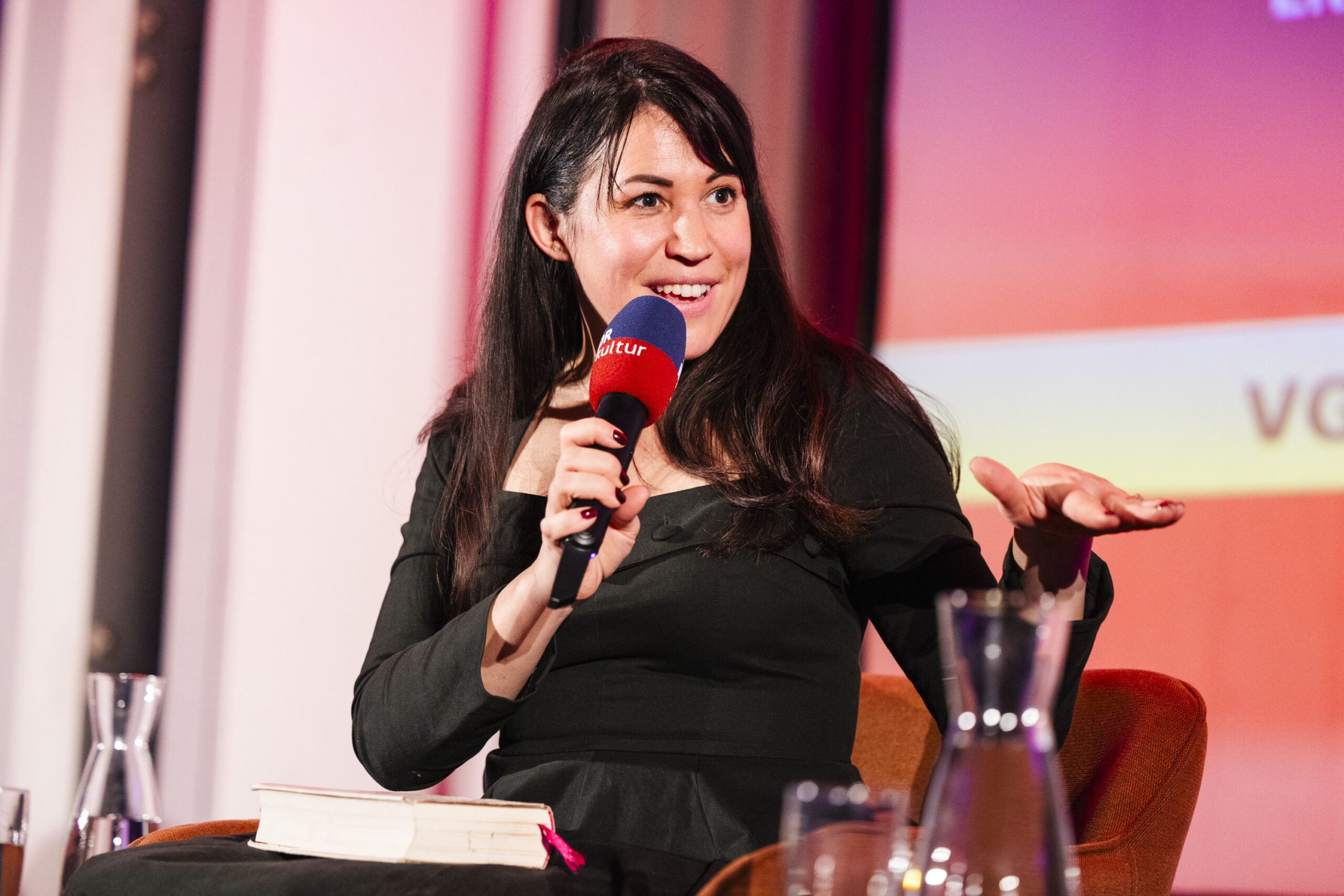 »Fabula Rasa oder Die Königin des Grand Hotels«