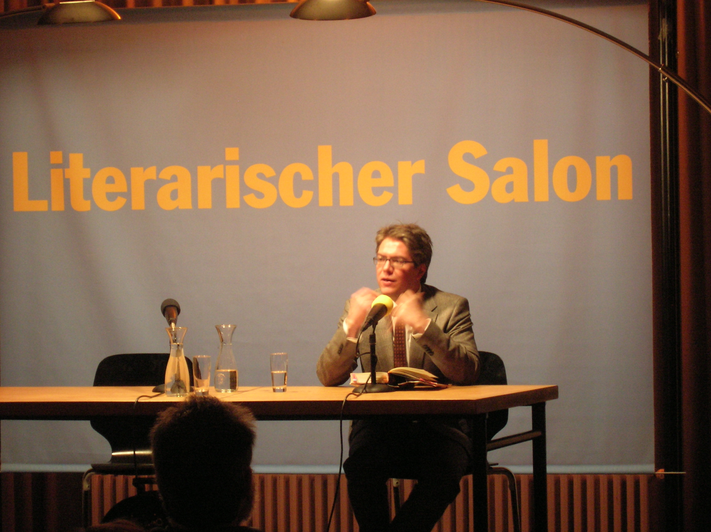 Entschlossen verspielt